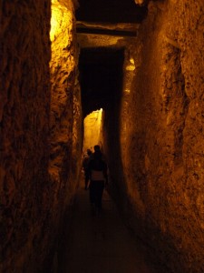 Tunnel 1